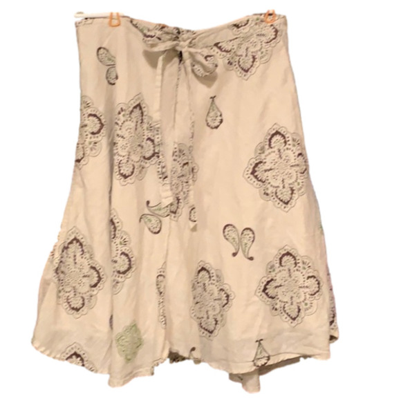 Old Navy Skirt Size 2 - Picture 2 of 7